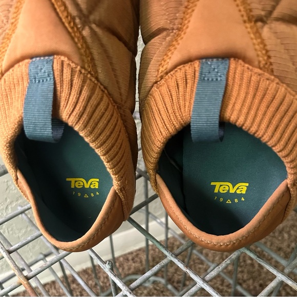 Teva Mens Khaki Moccasin main image 4